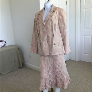 2pcs skirt set  slightly worn fully lined